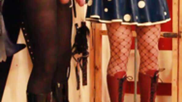 ફિશનેટમાં વીડીયો સેકસ સોનેરી બેબ બહાર ઘૂસી ગઈ