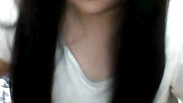 મોહક એશિયન બેબ બહાર એક પીઓવી-સ્ટાઇલ બ્લોજબો બીપી વીડીયા સેકસી આપી રહી છે