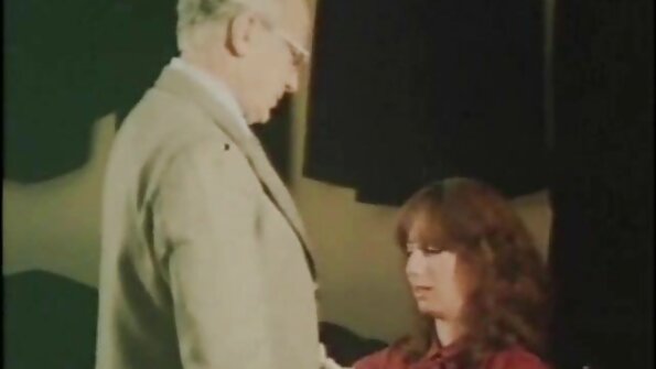 આરાધ્ય છોકરીઓ અને સેકસી સેકસી બીપી વીડીયો ઉદાર છોકરાઓ ગ્રુપ સેક્સ એક્શન ધરાવે છે