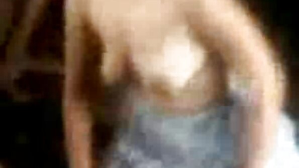 એક બીપી સેકસી વીડીયો પિચર સેક્સી મહિલા તેની ચુસ્ત ગોળ ગર્દભમાં એક મોટો લંડ મેળવી રહી છે