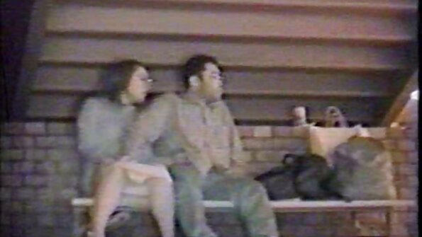 શ્રેષ્ઠ ગર્લફ્રેન્ડને સેકસી વીડીયો સેકસી એક કઠણ ટોટી વહેંચીને 4 જુલાઈની ઉજવણી કરે છે