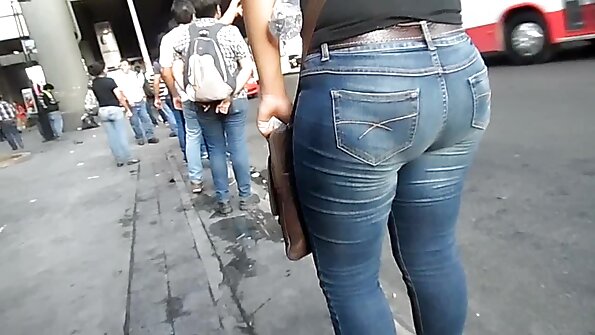 મોહક જાપાનીઝ બેબ સોલો હસ્તમૈથુન સાથે ચકચકિત બીપી વીડીયો સેકસી એચડી કરે છે