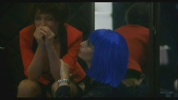 એક સરસ ગોળ ગર્દભ ધરાવતી સેકસી વીડીયો બતાવો હોટ બચ્ચા ગુદા પ્રેમાળ અનુભવી રહી છે