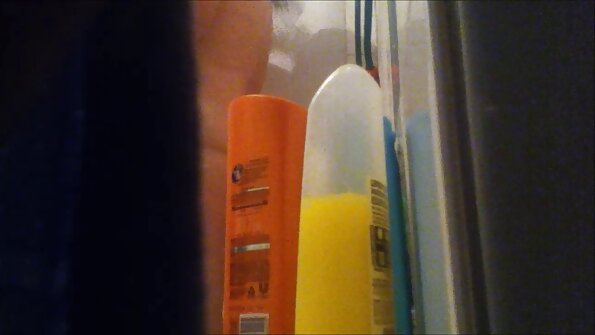 ચશ્મા વાળો એક સેકસી બીપી વીડીયો કિશોર તેની સાથે રહેલા વૃદ્ધ માણસનો ટોટી દૂધ પીવે છે