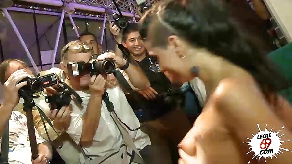 બાલ્ડ બ્લેક ડ્યૂડ વાહિયાત આ અદ્ભુત સોનેરી સેકસી પીચર વીડીયો સ્વીટી જેથી હાર્ડ હાર્ડ